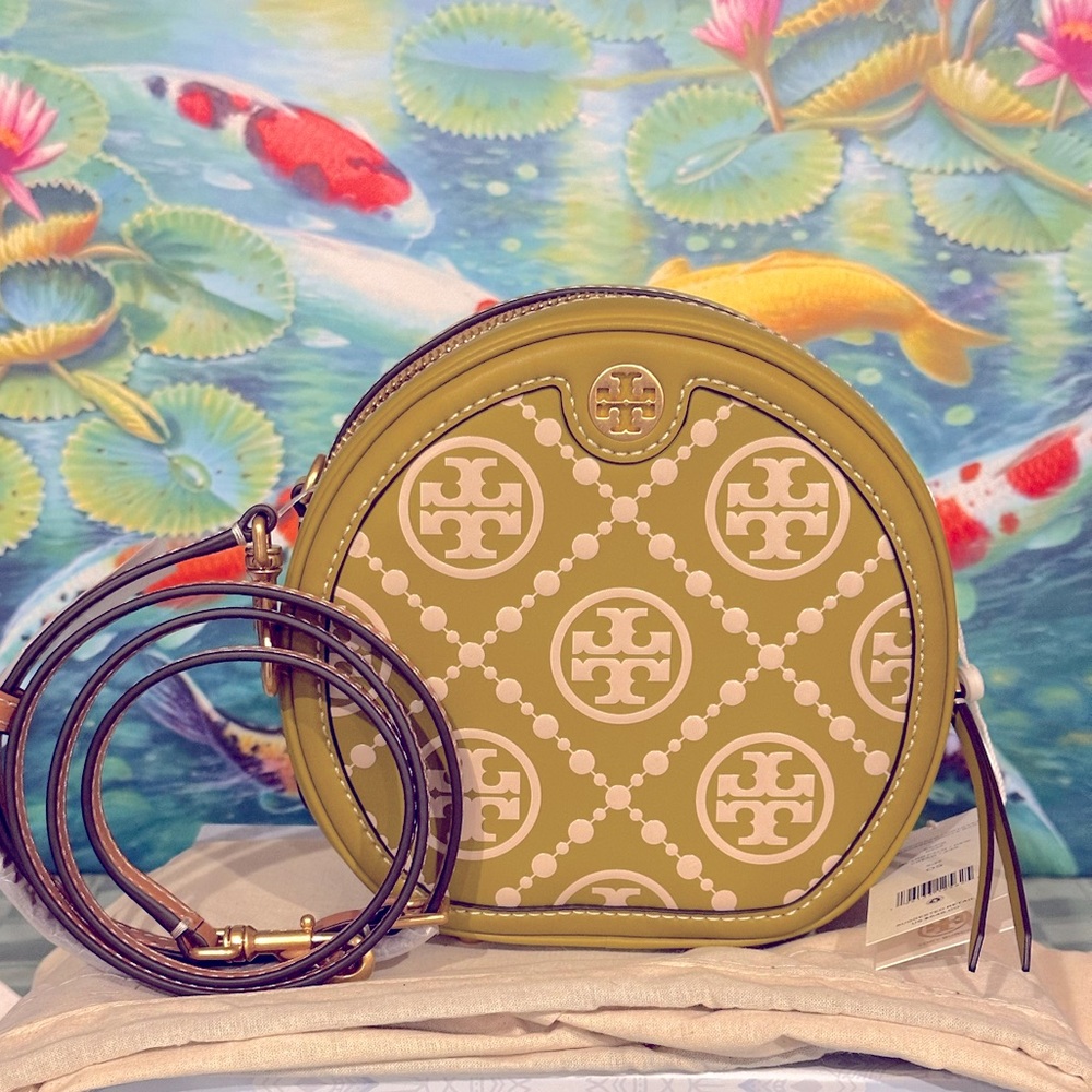 Brand new authentic Tory Burch crossbody